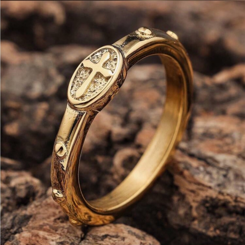 18KGold Plated Cross Ring Staineless Steel